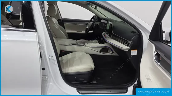 HYUNDAI GRANDEUR LE BLANC