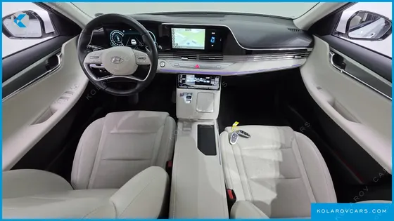 HYUNDAI GRANDEUR LE BLANC