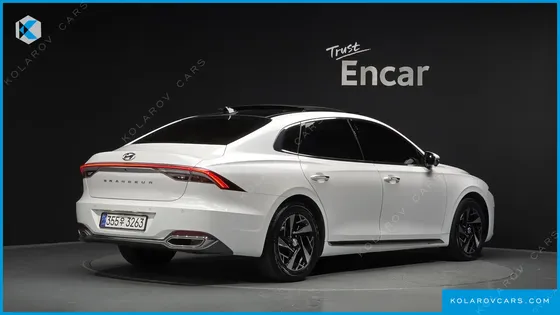 HYUNDAI GRANDEUR LE BLANC