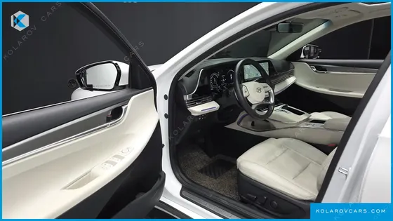 HYUNDAI GRANDEUR LE BLANC