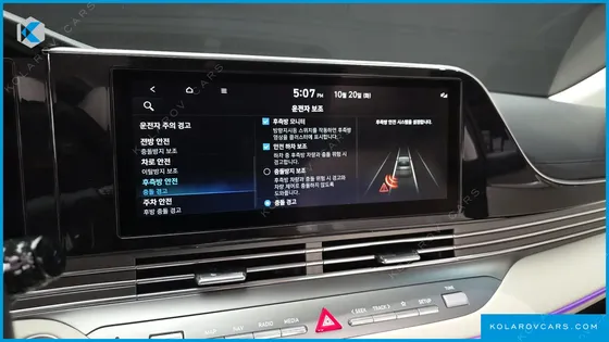 HYUNDAI GRANDEUR LE BLANC