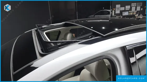 HYUNDAI GRANDEUR LE BLANC