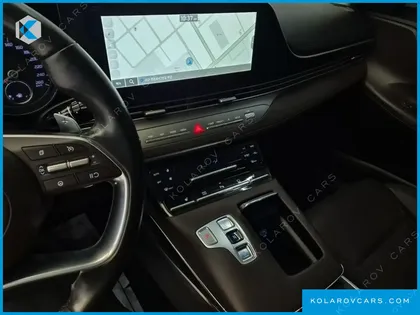 HYUNDAI GRANDEUR PREMIUM