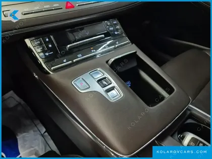 HYUNDAI GRANDEUR PREMIUM