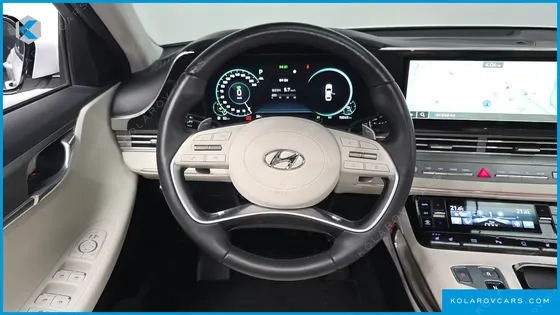 HYUNDAI GRANDEUR LE BLANC
