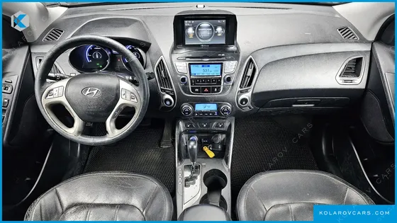 HYUNDAI TUCSON DIESEL 2WD LX20