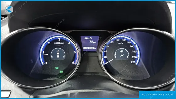 HYUNDAI TUCSON DIESEL 2WD LX20