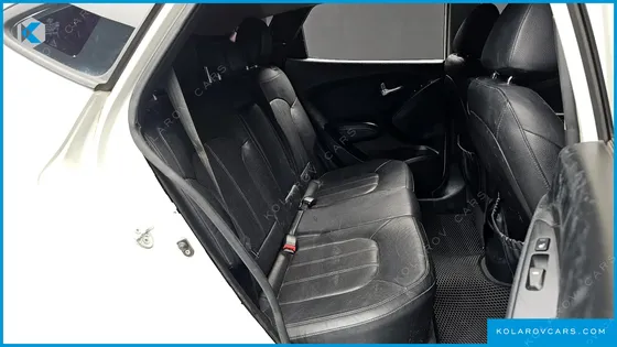 HYUNDAI TUCSON DIESEL 2WD LX20