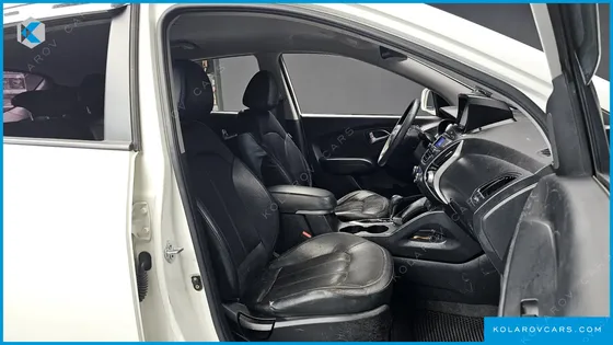 HYUNDAI TUCSON DIESEL 2WD LX20