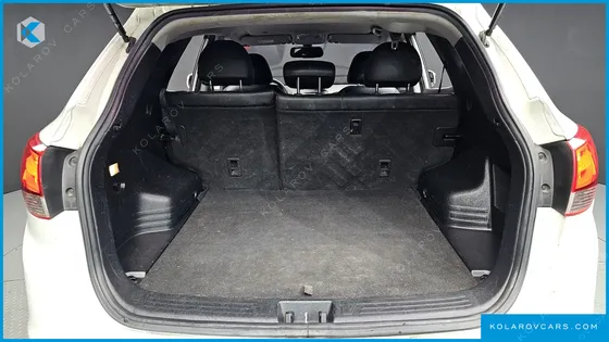HYUNDAI TUCSON DIESEL 2WD LX20