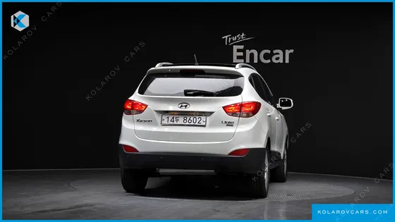 HYUNDAI TUCSON DIESEL 2WD LX20