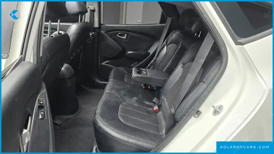 HYUNDAI TUCSON DIESEL 2WD LX20