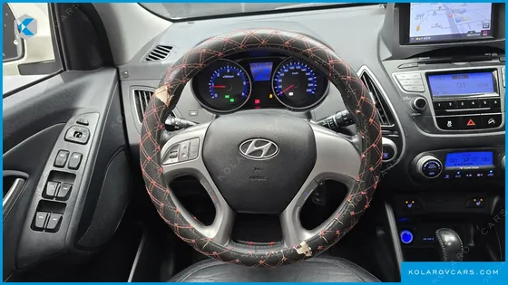 HYUNDAI TUCSON DIESEL 2WD LX20