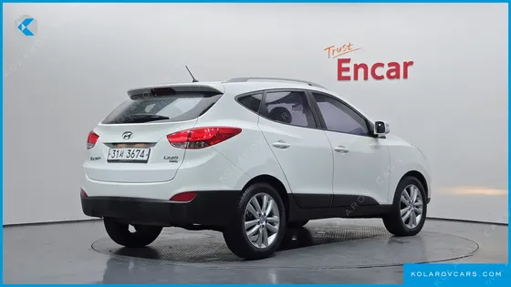 HYUNDAI TUCSON DIESEL 2WD LX20