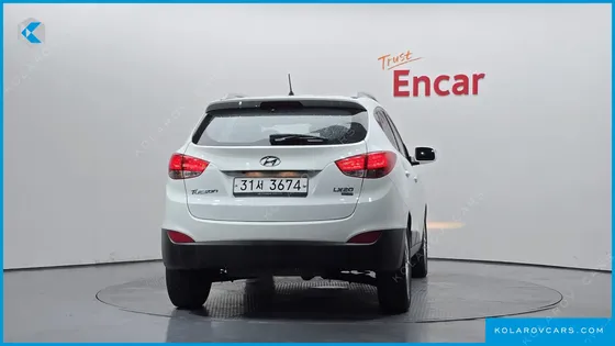 HYUNDAI TUCSON DIESEL 2WD LX20