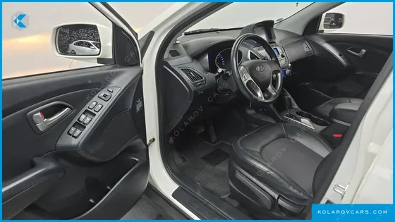HYUNDAI TUCSON DIESEL 2WD LX20