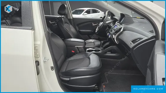 HYUNDAI TUCSON DIESEL 2WD LX20