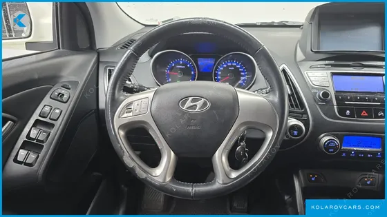 HYUNDAI TUCSON DIESEL 2WD LX20