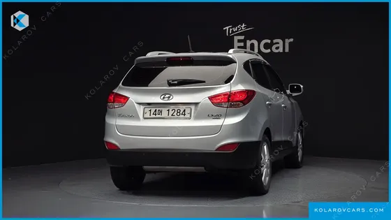 HYUNDAI TUCSON DIESEL 2WD LX20