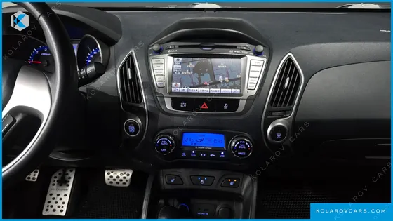 HYUNDAI TUCSON DIESEL 2WD LX20