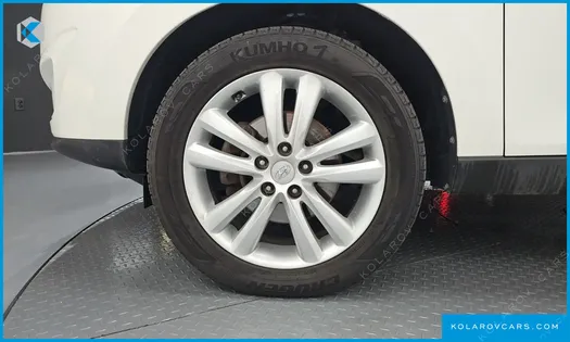 HYUNDAI TUCSON DIESEL 2WD LX20