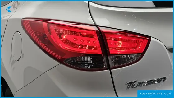 HYUNDAI TUCSON DIESEL 2WD LX20