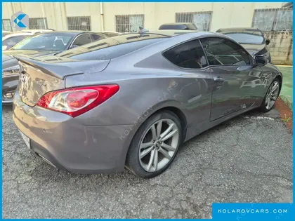 HYUNDAI GENESIS 200 TURBO P
