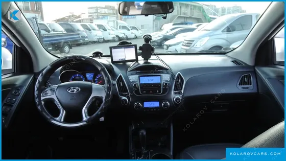 HYUNDAI TUCSON DIESEL 2WD LX20