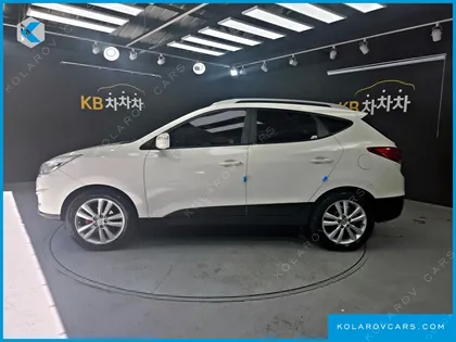 HYUNDAI TUCSON DIESEL 2WD LX20