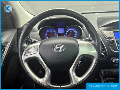HYUNDAI TUCSON DIESEL 2WD LX20