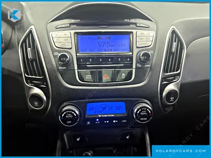 HYUNDAI TUCSON DIESEL 2WD LX20