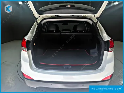 HYUNDAI TUCSON DIESEL 2WD LX20