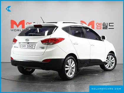 HYUNDAI TUCSON DIESEL 2WD LX20