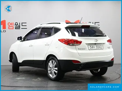 HYUNDAI TUCSON DIESEL 2WD LX20