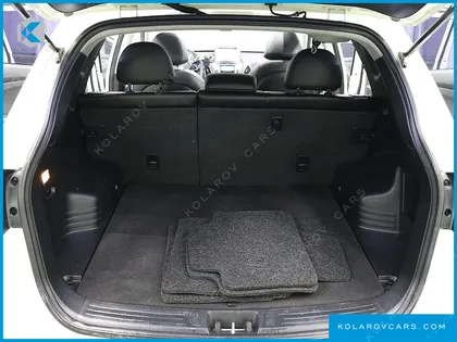HYUNDAI TUCSON DIESEL 2WD LX20