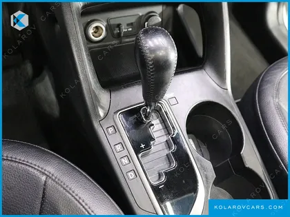 HYUNDAI TUCSON DIESEL 2WD LX20