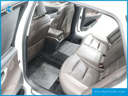 HYUNDAI GRANDEUR 3.0 LPI RENT CAR