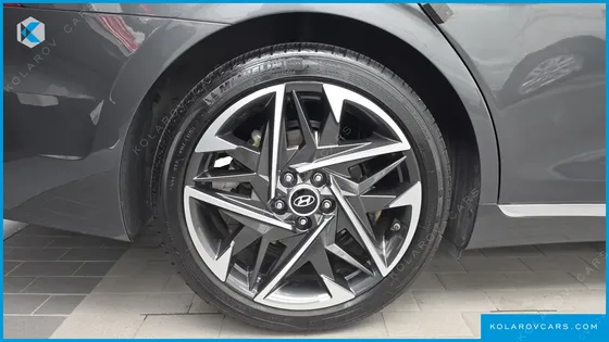 HYUNDAI GRANDEUR 2.5