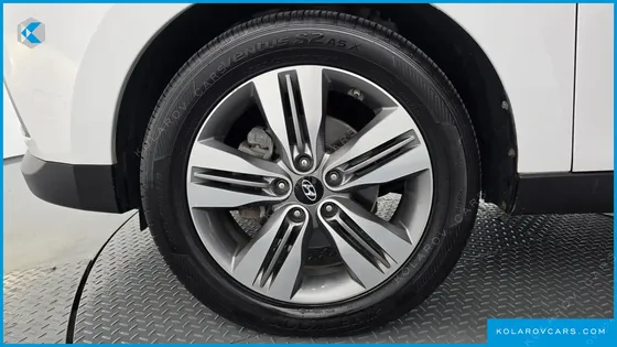 HYUNDAI TUCSON DIESEL(E-VGT) 2WD