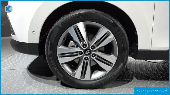 HYUNDAI TUCSON DIESEL(E-VGT) 4WD