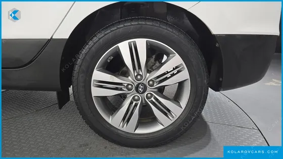 HYUNDAI TUCSON DIESEL(E-VGT) 2WD