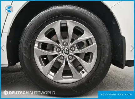 TOYOTA SIENNA 2.5 HYBRID AWD