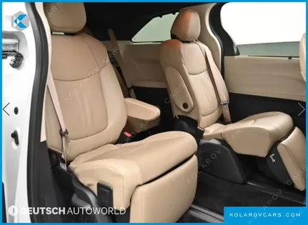 TOYOTA SIENNA 2.5 HYBRID AWD