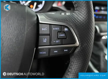 TOYOTA SIENNA 2.5 HYBRID AWD