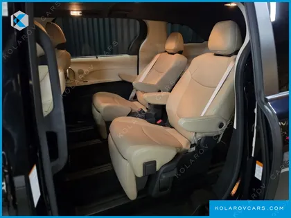 TOYOTA SIENNA 2.5 HYBRID AWD