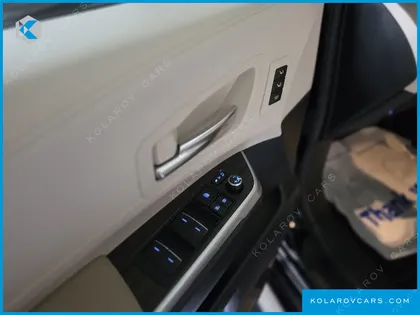 TOYOTA SIENNA 2.5 HYBRID AWD