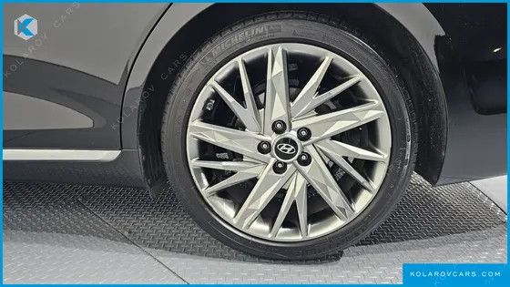 HYUNDAI GRANDEUR 2.5