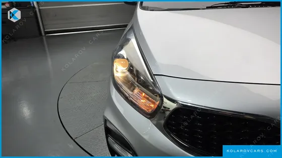 KIA CARENS 2.0 LPI LUXURY