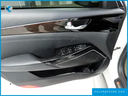KIA K7 3.0 LPI LUXURY (RENTAL CAR)