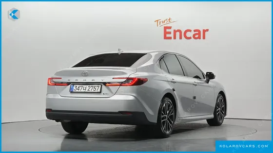 TOYOTA CAMRY 2.5 XLE HYBRID